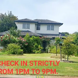 Homestay Airport Homestay Perth